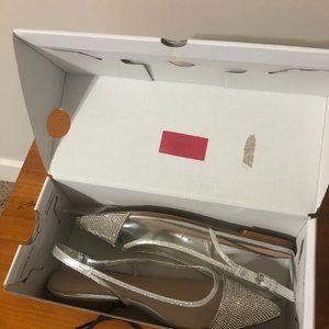 Aldo sequins silver flats size 7.5
